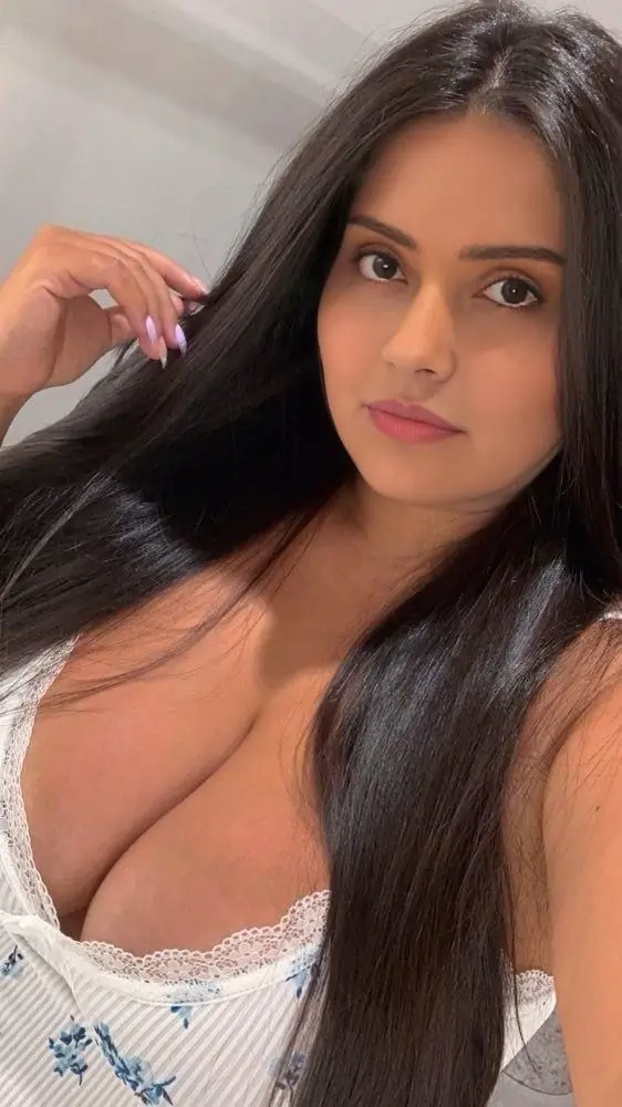 Riya Kochi Call Girl Service